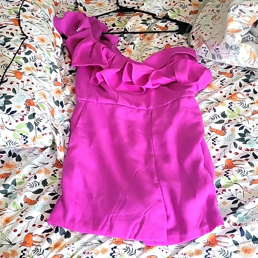Vestique Purple One Shouldered Romper Size Medium